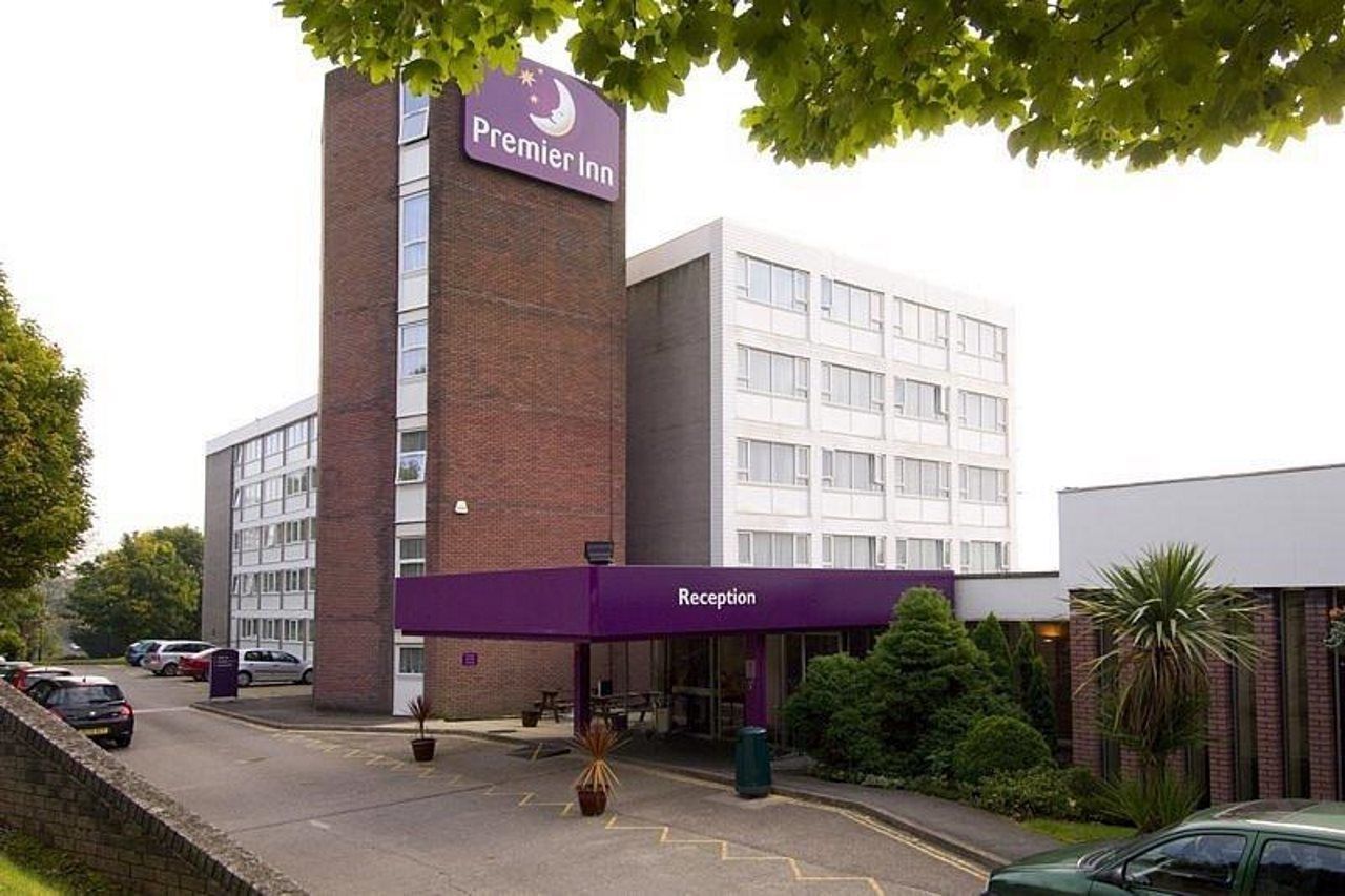 Premier Inn Cardiff North Exterior photo