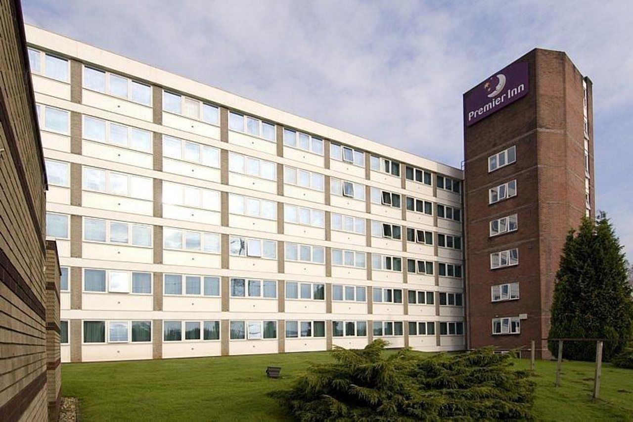 Premier Inn Cardiff North Exterior photo